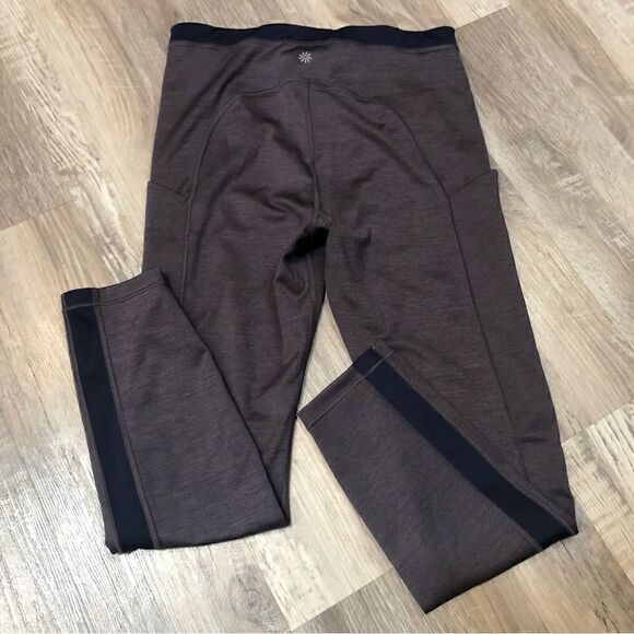 ATHLETA Ultimate Stash Pocket 7/8 Tight Size Medium Fall 2021 - Picture 8 of 10